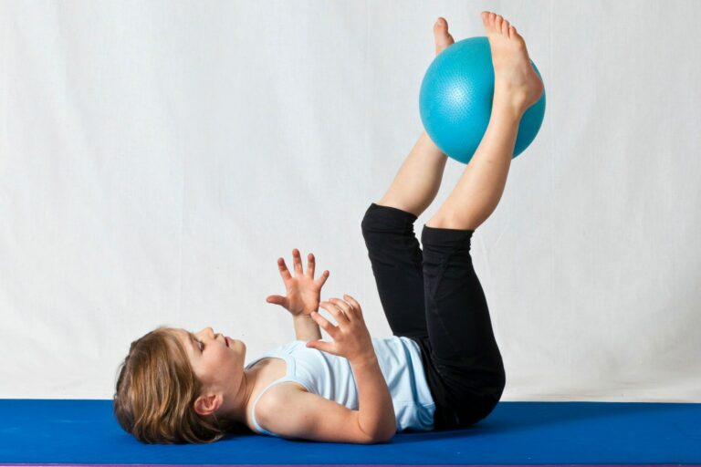 pexels-lena-helfinger-3992594